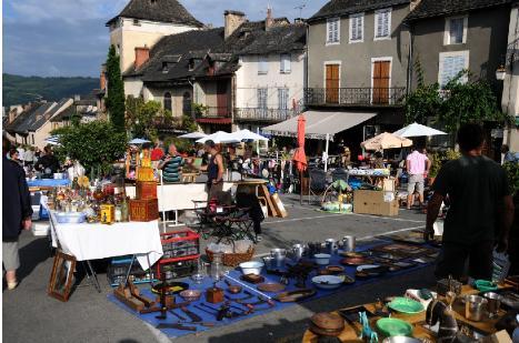 Vide-greniers à Najac (12270) – 2 place du faubourg